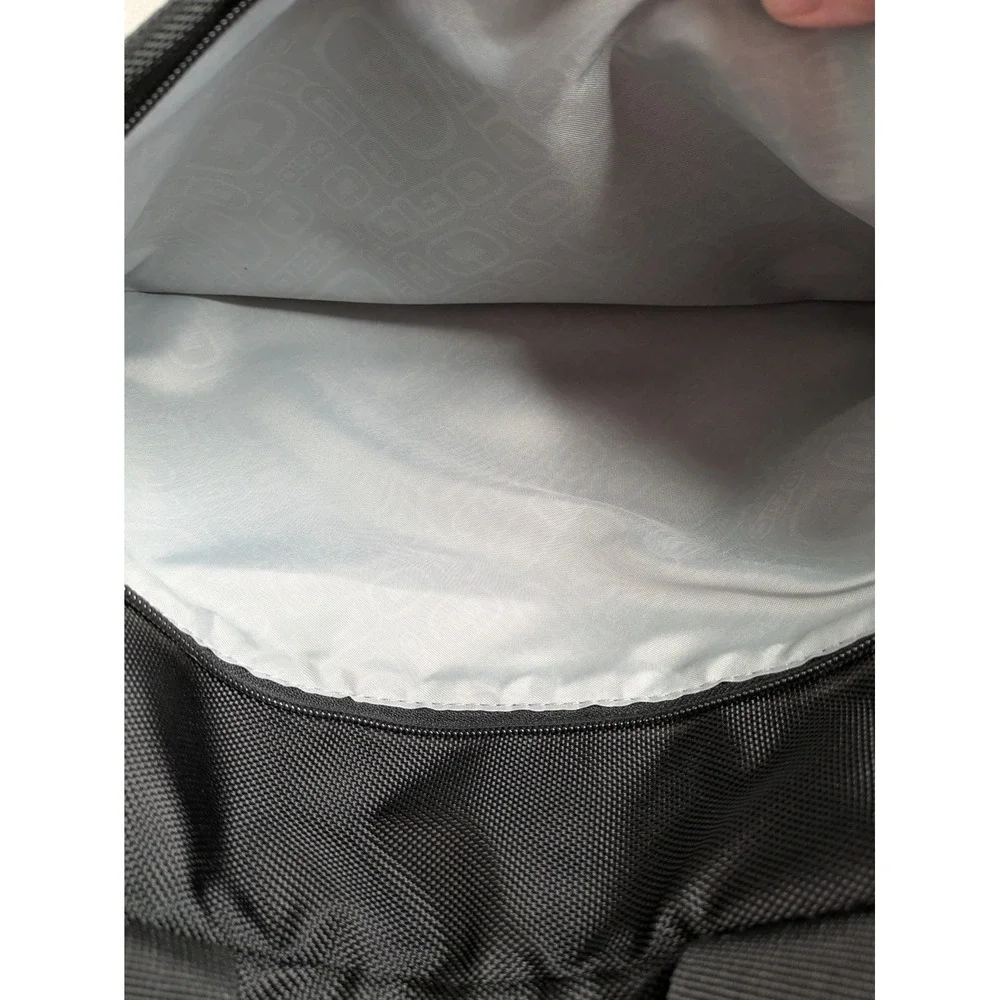 OGIO Technologio Briefcase 17